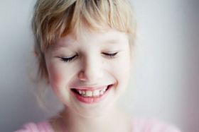 CARA_SONRIENTE_RET