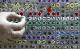 LABORATORIO_RET