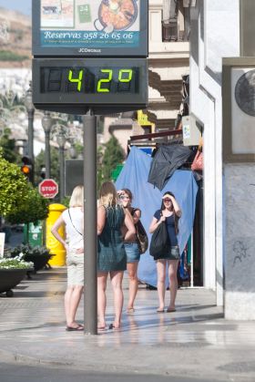 GOLPE CALOR RET