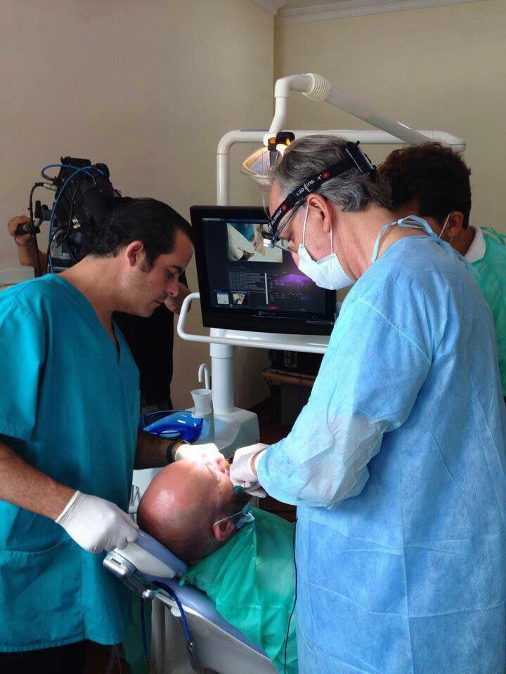 Neurocirujanos actualizan conocimientos sobre epilepsia, Parkinson o neurocirugía, entre otras enfermedades en Granada