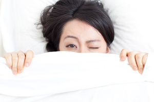 ¿Por qué nos cuesta quedarnos dormidos el domingo y tenemos más sueño el lunes?