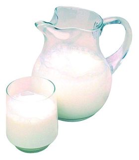 La leche baja en grasa, arma contra la osteoartritis en mujeres