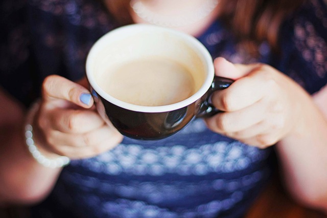 La cafeína empeora la ansiedad y apatía en enfermos de Alzheimer, según un estudio