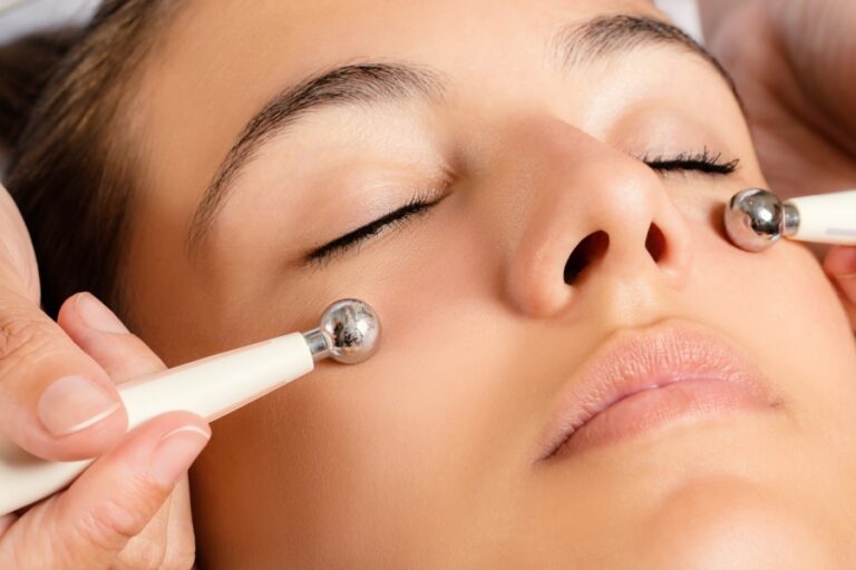 Las mejores técnicas de electroestética, disponibles en centros Spa y Belleza