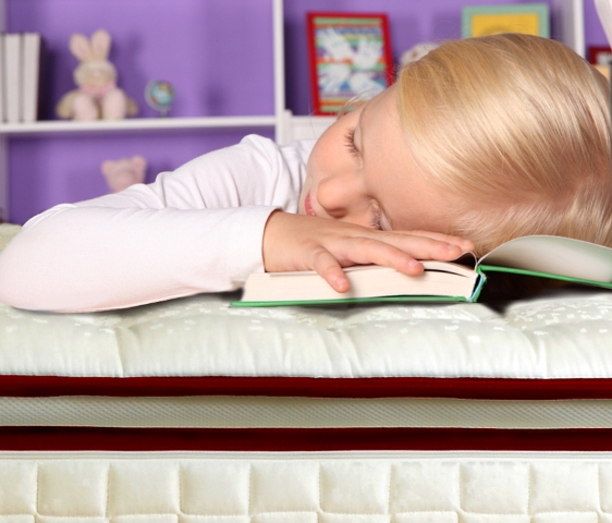 Vuelta al cole: consejos para que los niños duerman bien