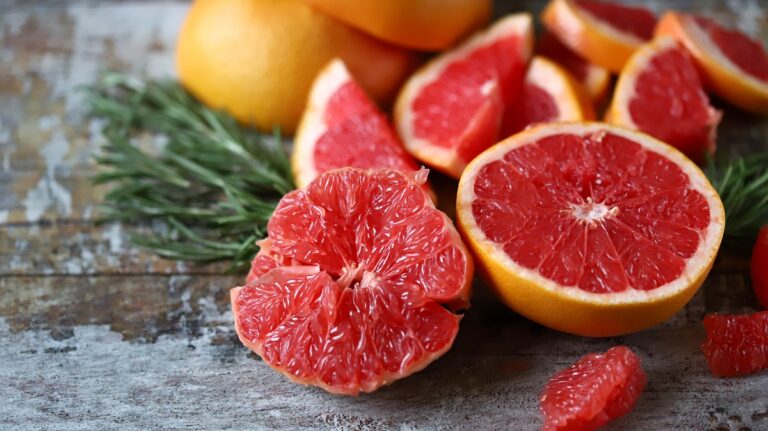 Propiedades y beneficios para la salud del pomelo