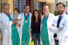 Andalucía realiza el primer trasplante hepático de vivo a un bebé usando cirugía laparoscópica para extraer el órgano del donante