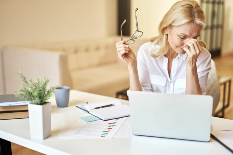 Descubre los beneficios del tratamiento del ojo seco con luz pulsada