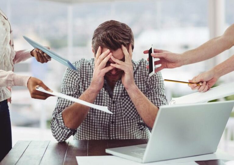 La presión social: qué es y cómo podemos afrontarla