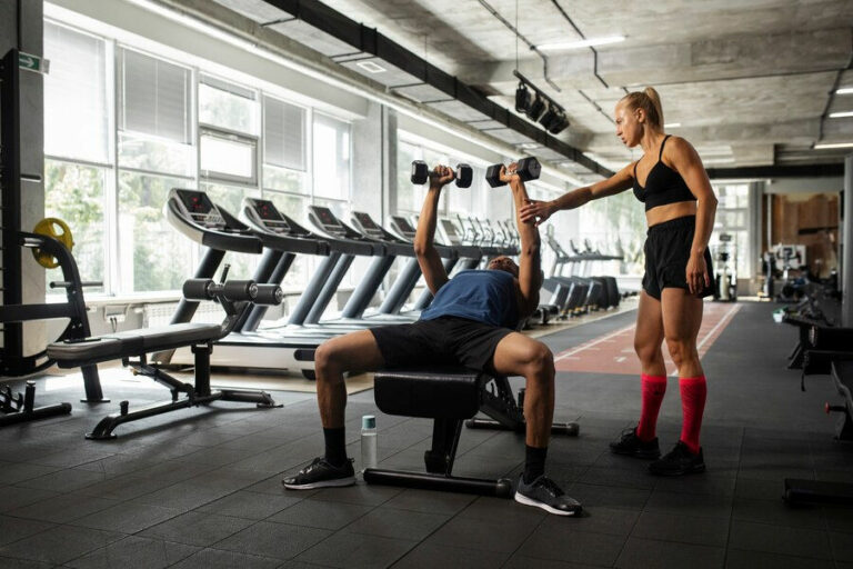 7 beneficios de ir al gimnasio para la salud