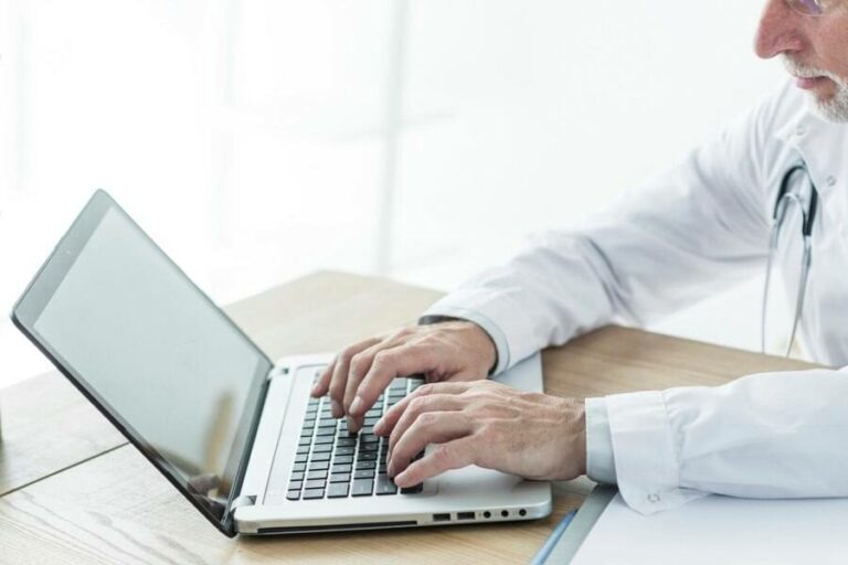 Los retos de la traducción de manuales de implantes médicos