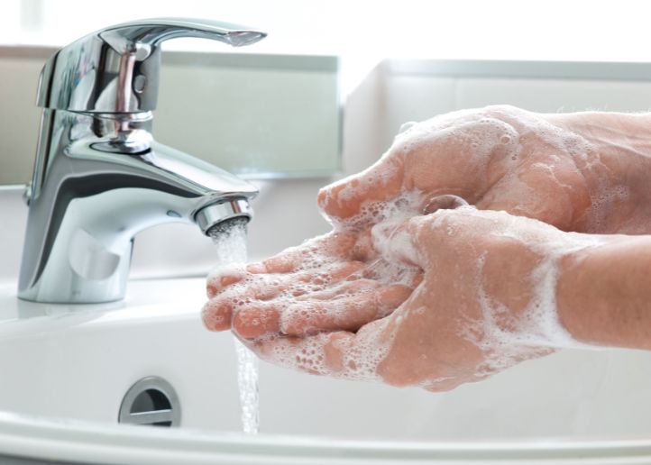 ¿Cómo afecta el agua con cal a nuestra piel?