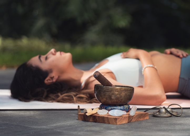Vitex Agnus Castus: El suplemento natural que mejora la salud hormonal femenina